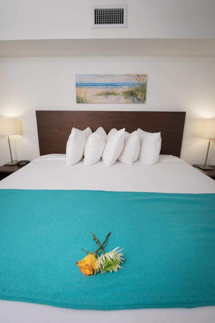Regency Inn & Suites Сарасота Экстерьер фото